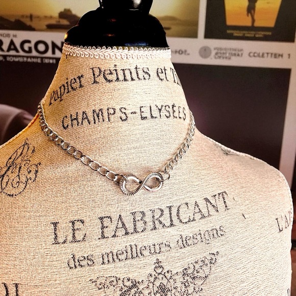 Dragons Tail SilverToned Infinity Symbol Pendant Necklace DND Inspired 19” - Picture 12 of 17